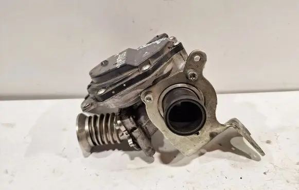 Fiat 500X Throttle valve 55260126