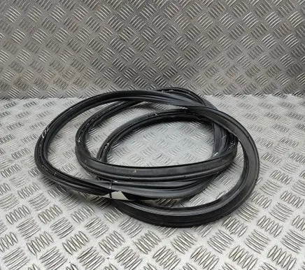 Mazda 3 Trunk rubber seal (body) BCKP62761A