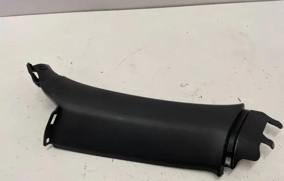Volvo XC60 (D)pillar trim (top) 31425700