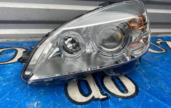 Mercedes-Benz C W204 Headlight/headlamp A2048202961 030123427100 LE06A6148X