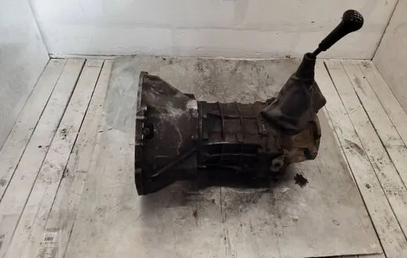 Jeep Grand Cherokee Manual 5 speed gearbox 52109021AB