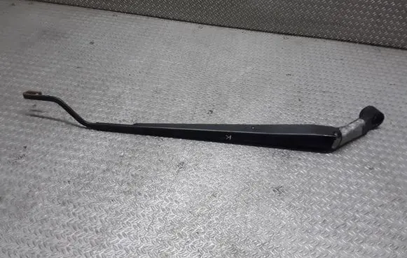 Toyota Corolla Verso AR10 Front wiper blade arm