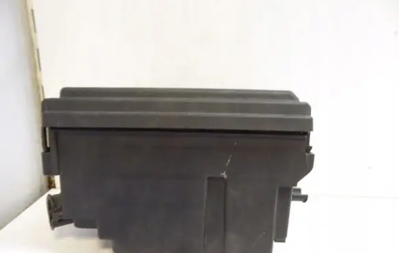 Opel Meriva B Fuse box cover 13246937