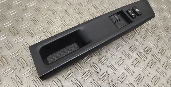 Toyota Yaris Electric window control switch 742320D330 742320D650