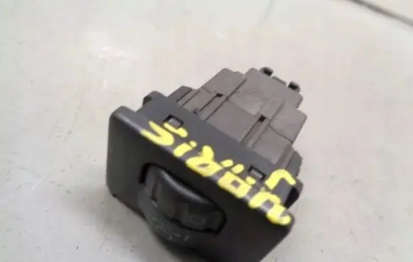 Toyota Yaris Light module LCM