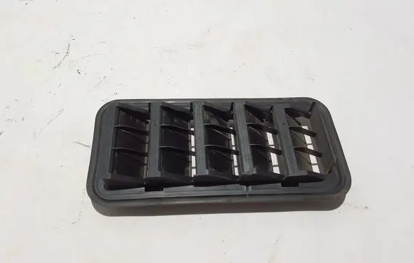 Chevrolet Silverado Fender grill 18106265