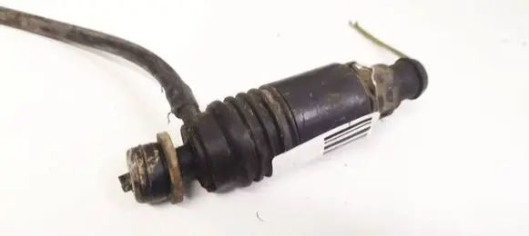 Audi 80 90 S2 B4 Windscreen/windshield washer pump 4A0955651