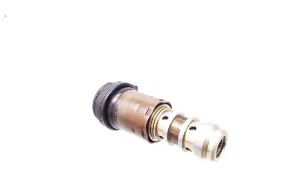 BMW 3 E90 E91 Camshaft vanos timing valve 1707323