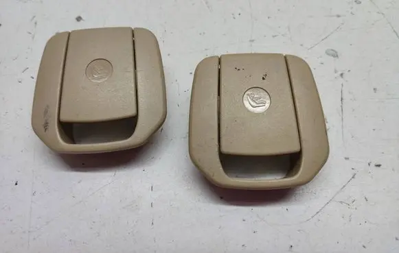 BMW X1 E84 ISOFIX cover 7118673