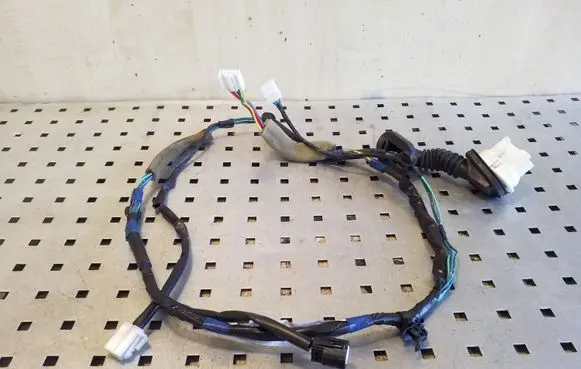 Suzuki Grand Vitara II Rear door wiring loom 3675178K00