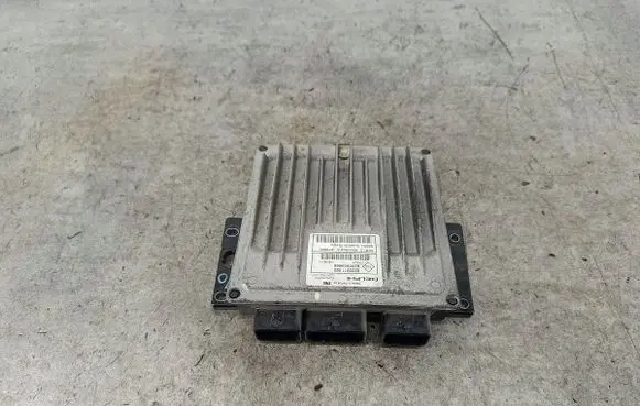 Renault Clio III Engine control unit/module ECU 