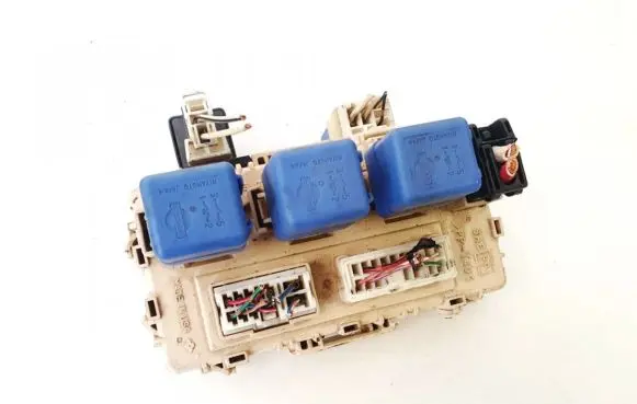 Nissan X-Trail T30 Fuse box set