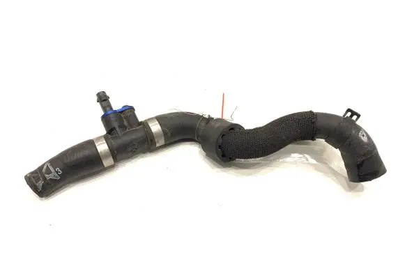 Engine coolant pipe/hose