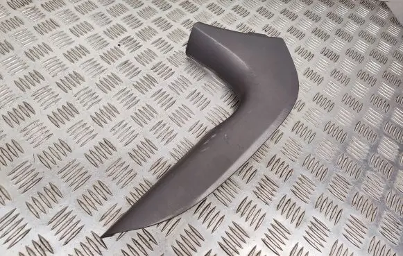 Toyota RAV 4 (XA30) Panel trim 5883442010