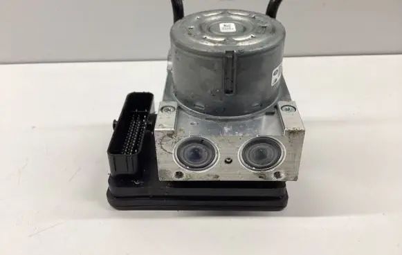 Land Rover Evoque I ABS Pump GJ322C405AF
