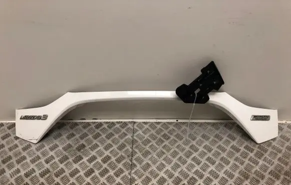 Mazda 3 III Tailgate trim