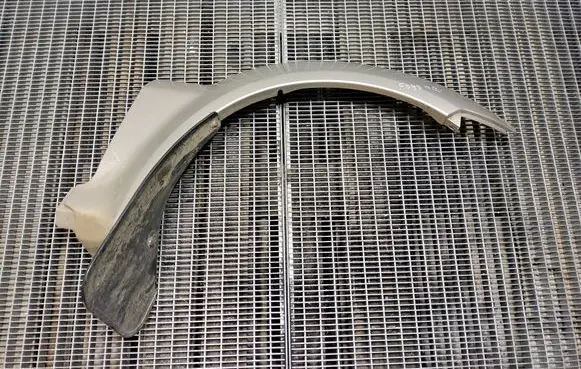 Suzuki Jimny Front arch trim 7753081A00
