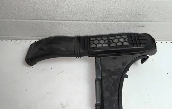 Renault Talisman Air intake duct part 165551527R 165556458R 1133918S01