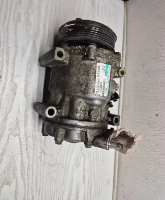 Volvo V60 Air conditioning (A/C) compressor (pump) 8872405145 31348213