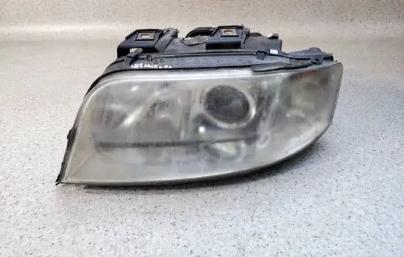 Audi A6 S6 C5 4B Headlight/headlamp