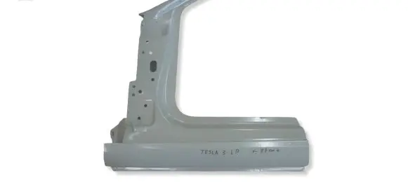 Tesla Model 3 Sill 1073673STB 2024E4K23E