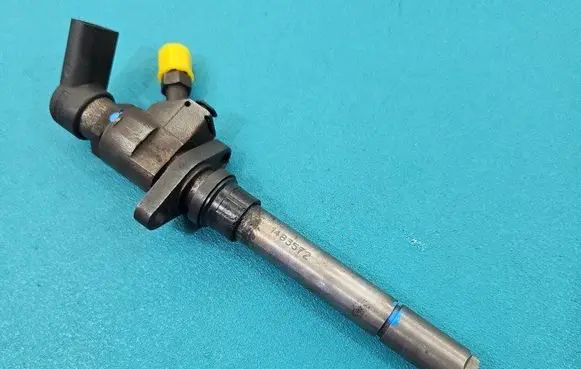 Fuel injector