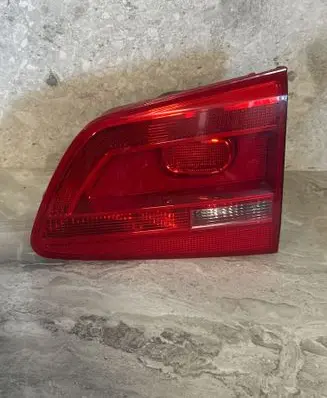 Volkswagen Touran II Tailgate rear/tail lights 1T0945094 1046902 092502