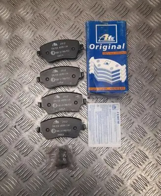Nissan Micra Brake pads (rear) 