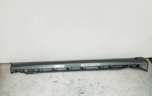 Seat Exeo (3R) Sill 3R0853860A