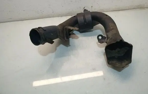 Toyota RAV 4 (XA40) Air intake duct part 1775126070