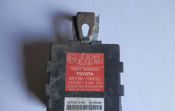 Toyota Avensis T250 Alarm control unit/module 05030