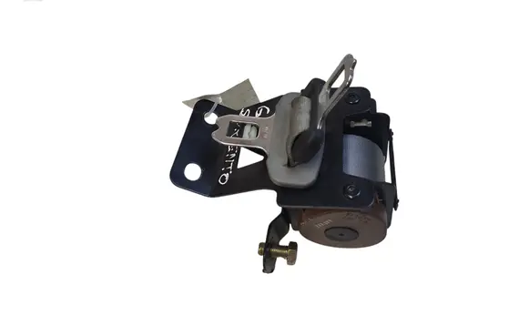 KIA Sorento Middle seatbelt (rear) SG436