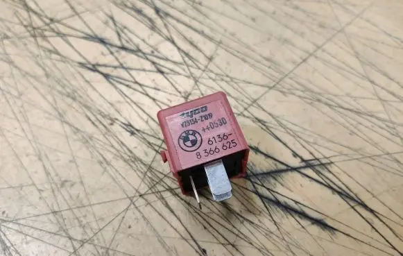 BMW X5 E53 Other relay 61368366625