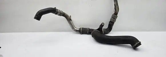 Jaguar XJ X350 Intercooler hose/pipe 4R836F072AC D05WB