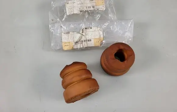 BMW 1 F20 F21 Front shock absorber damper bump stop 31336859768 6859768