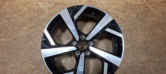 Nissan Qashqai R19 alloy rim K2781K7