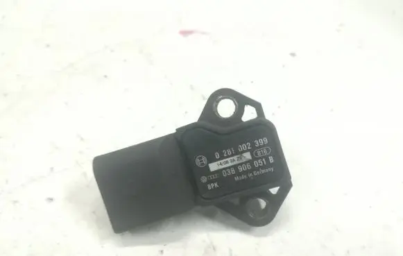 Volkswagen Caddy Air pressure sensor 038906051B 0281002399