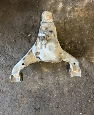 Mercedes-Benz Sprinter W906 Front lower control arm/wishbone