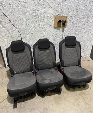 Citroen C4 Grand Picasso Second row seats 