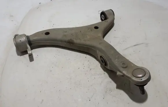 Dodge Durango Front lower control arm/wishbone 04877716AB