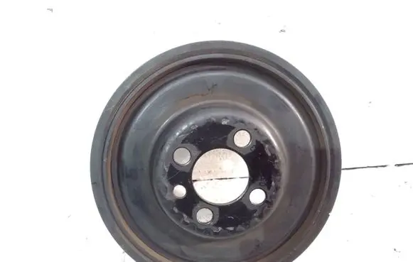 Volkswagen PASSAT B7 Crankshaft pulley 038105245M