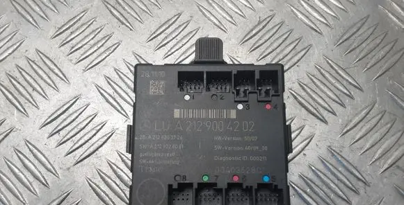 Mercedes-Benz E W212 Door control unit/module A2129004202