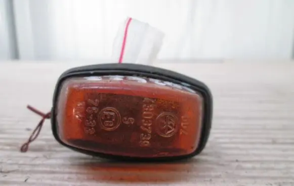 Fiat 126 Front fender indicator light