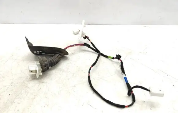 Mazda 2 Rear door wiring loom DF7167220A