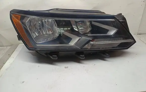 Volkswagen PASSAT B7 USA Headlight/headlamp 6002TA0042
