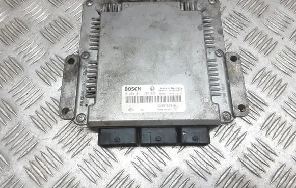 Renault Espace - Grand espace IV Engine control unit/module 0281011324