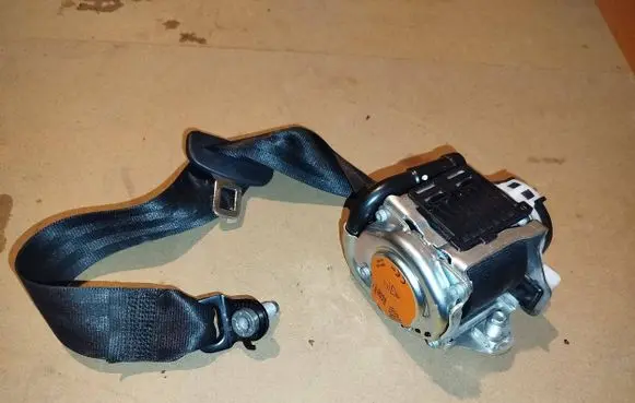 Audi A6 S6 C8 4K Rear seatbelt 4K8857805B 3G0857737DE 34059177
