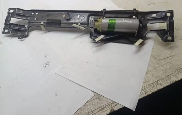 Volkswagen Phaeton Seat adjustment motor 0130002529 198391103