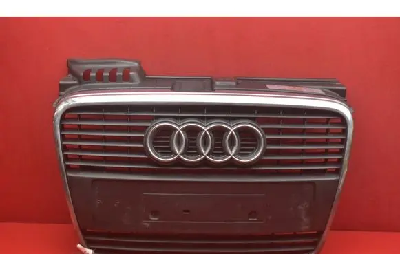 Audi A4 S4 B7 8E 8H Front grill 8E0853651