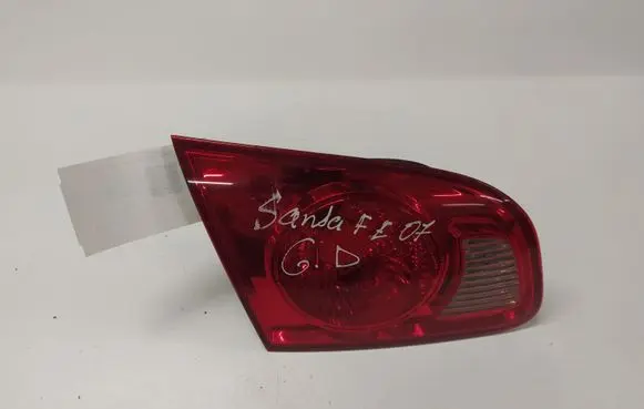 Hyundai Santa Fe Tailgate rear/tail lights 924052B0L 924052B000